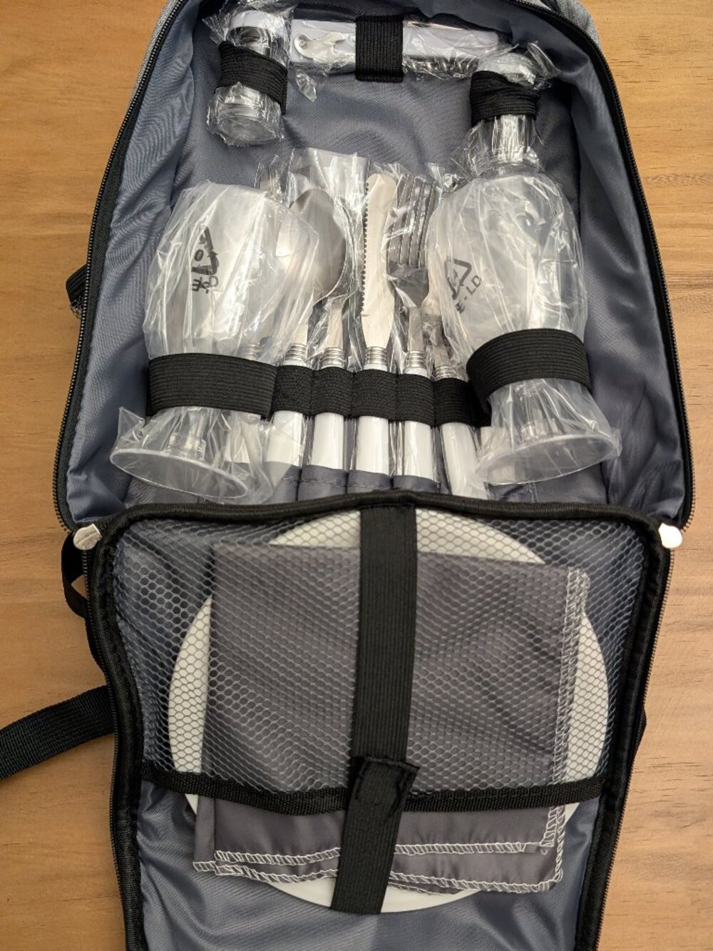 Deluxe Wine Picnic Backpack Basket for 2 Two People w/ Insulated Compartment